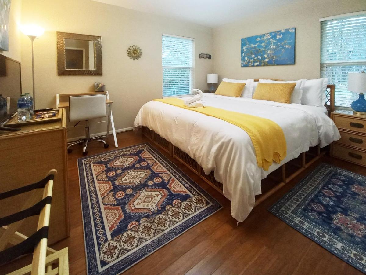 Appartement King Bed In Relaxing Oasis, With Free Snack/Wi-Fi/Parking à San Marcos Extérieur photo